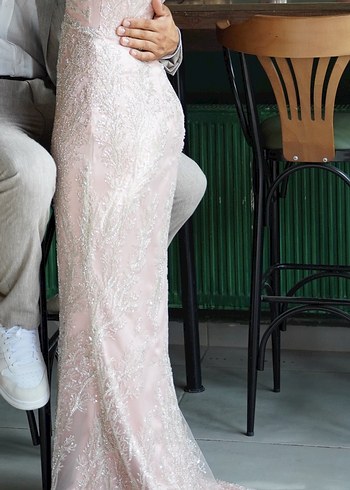 Pembe Dantel İşlemeli Uzun Kollu V Yaka Elbise - Görsel 3