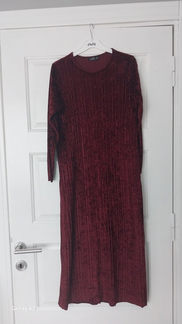 Bordo Kadın kadife Uzun Piliseli Elbise - Görsel 2