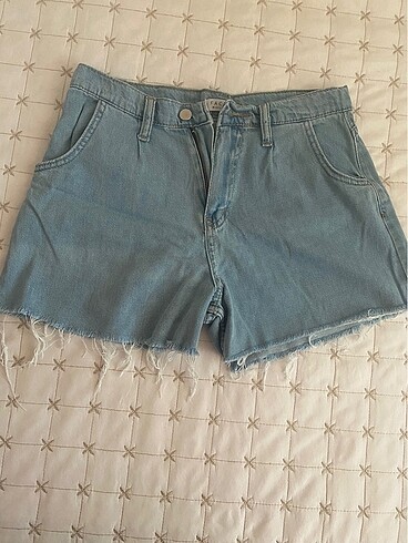 Denim kısa şort