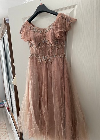 İşlemeli Gül Kurusu Midi Boy Abiye Elbise - Görsel 4