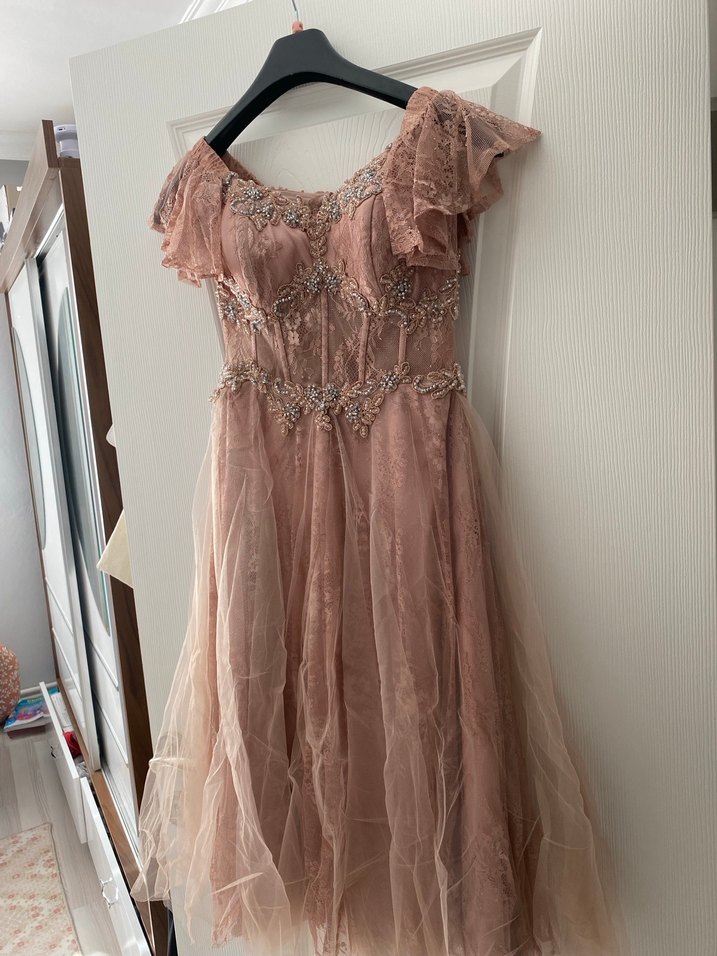 İşlemeli Gül Kurusu Midi Boy Abiye Elbise - Görsel 4