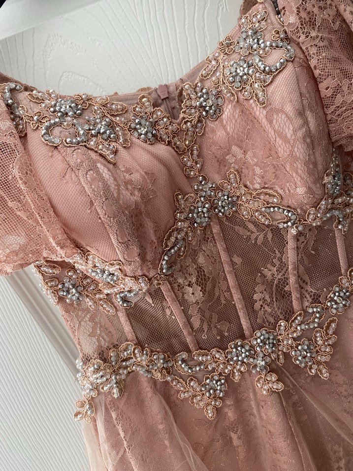 İşlemeli Gül Kurusu Midi Boy Abiye Elbise - Görsel 2