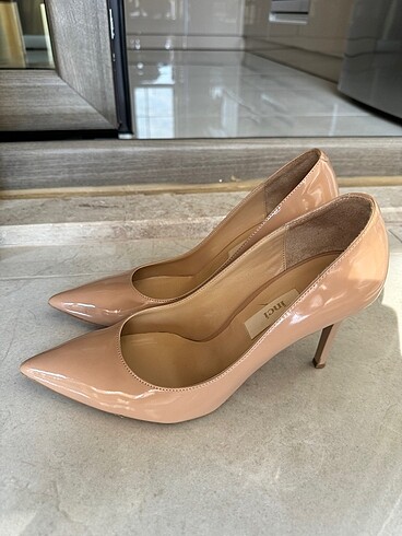 inci İnci stiletto ayakkabı