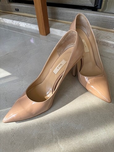40 Beden ten rengi Renk İnci stiletto ayakkabı
