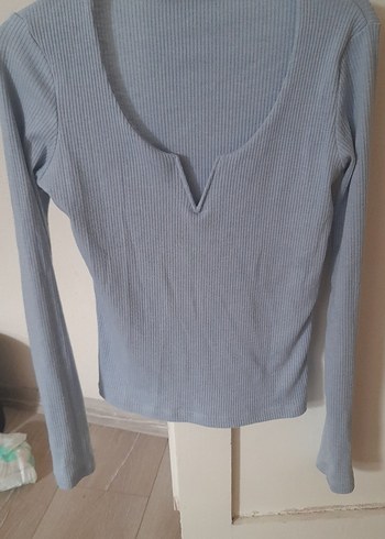 Bershka V Yaka buz mavi crop kazak