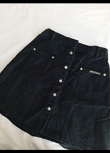 Calvin Klein etek
