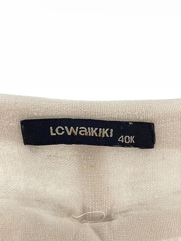 40 Beden beyaz Renk LC Waikiki Midi Etek %70 İndirimli.