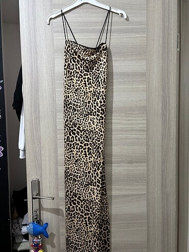 Bershka Leopar elbise