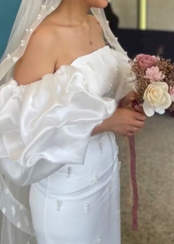 Drapeli Straplez Beyaz Uzun Kollu Nişan Elbisesi