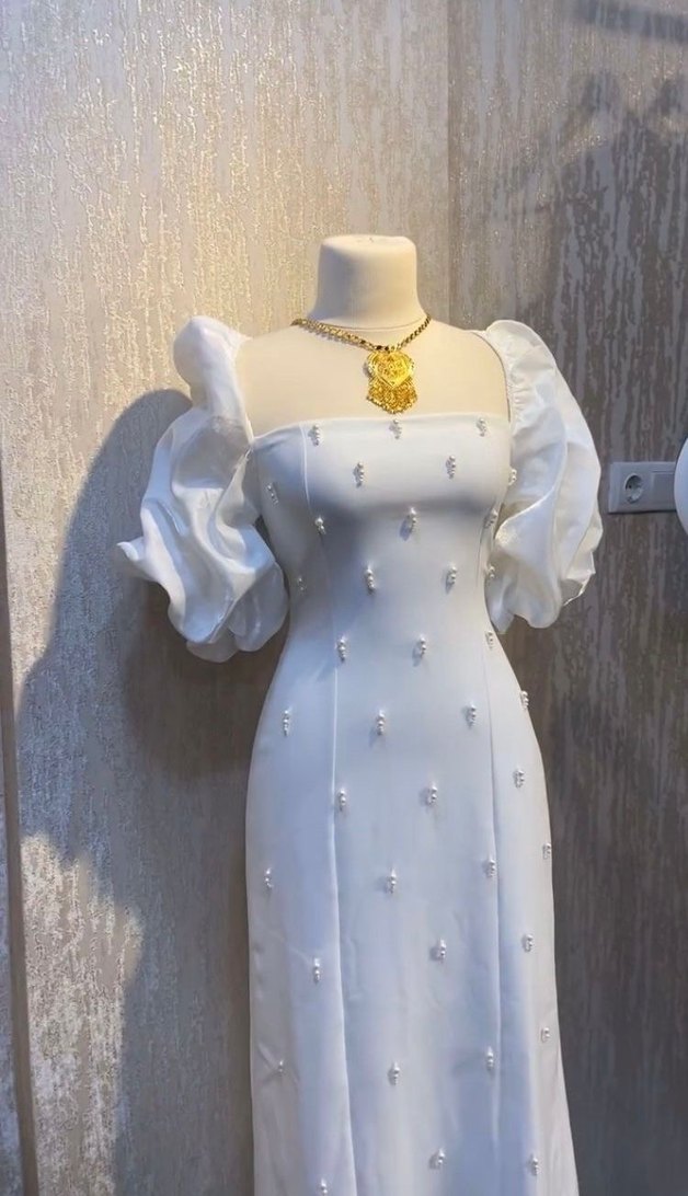 Beyaz Nakışlı Drapeli Uzun Nikah Elbisesi - Görsel 4