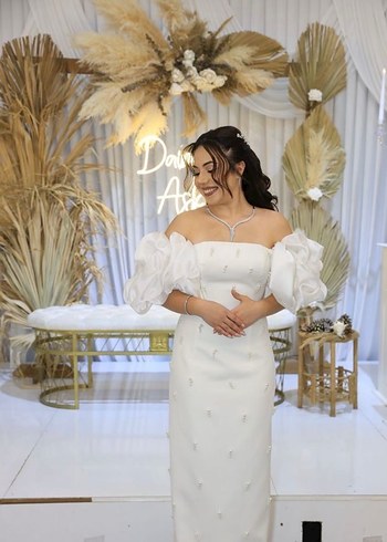 İnci İşlemeli Straplez Beyaz Nişan Elbisesi - Görsel 4