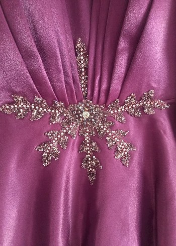 Uzun Kollu Mor İşlemeli Abiye Elbise - Görsel 7