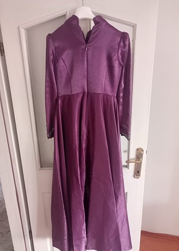 Uzun Kollu Mor İşlemeli Abiye Elbise - Görsel 3