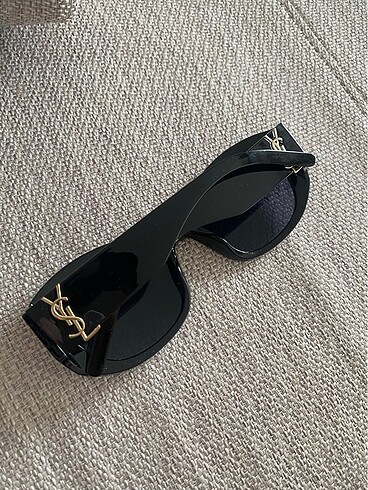 YSL GOZLUK