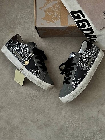 Golden Goose Deluxe GOLDEN GOOSE DELUXE