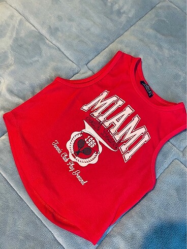 Fuşya renk crop
