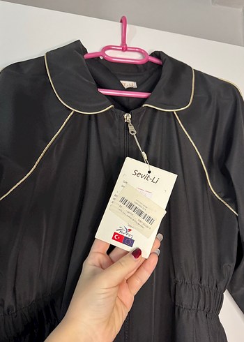 Siyah Uzun Kadın Yağmurluk Fermuarlı - Görsel 3