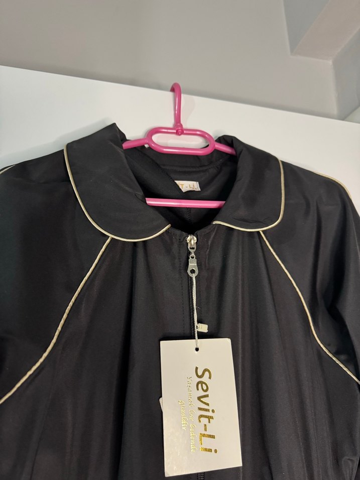 Siyah Uzun Kadın Yağmurluk Fermuarlı - Görsel 2