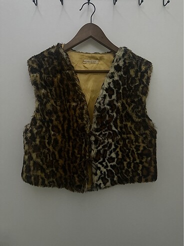 Leopar yelek