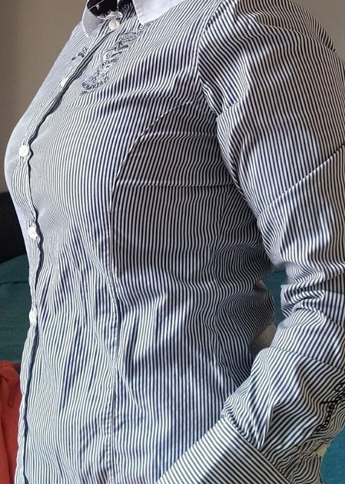 Uzun kollu gömlek  - Görsel 2