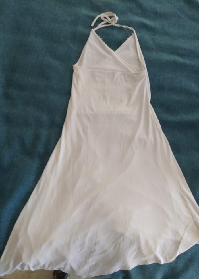 Boyundan bağlamalı elbise - Görsel 4