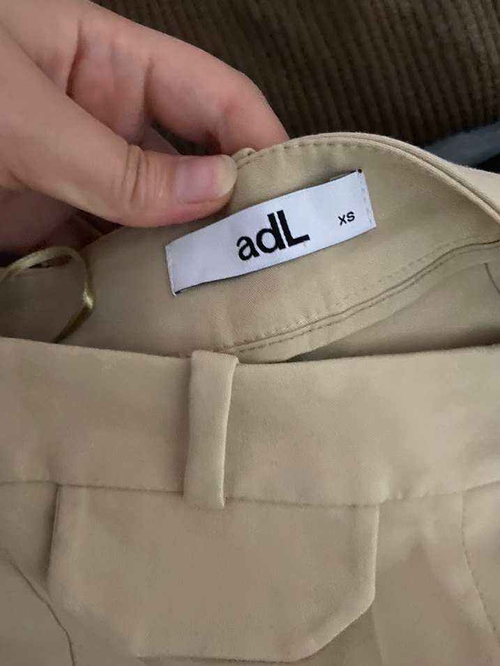 Adl cep detaylı pantolon - Görsel 4