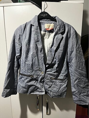 BERSHKA CEKET