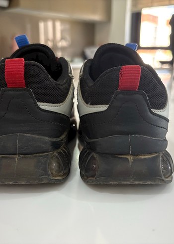 29 Beden Erkek Çocuk Çok Renkli Bağcıklı Spor Ayakkabı