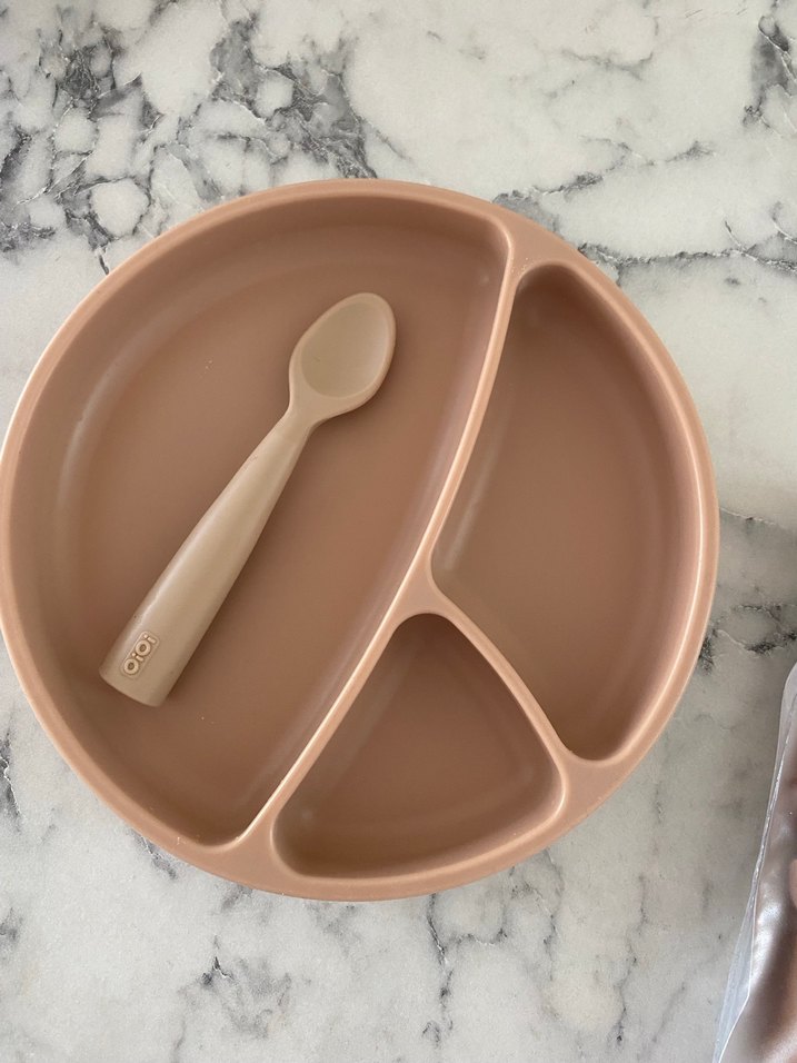 Bej Renkli Bölmeli Çocuk Tabak ve Mama Önlüğü - Görsel 2