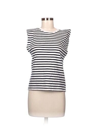 Zara T-shirt %70 İndirimli.