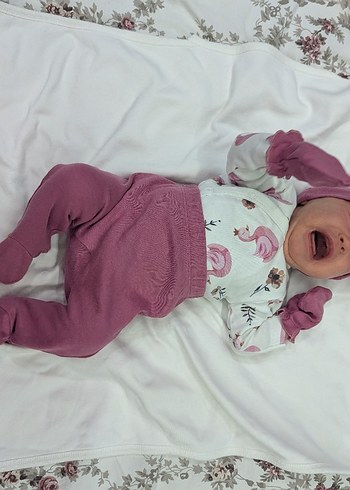 Pembe Desenli Bebek Hastane Seti Dantelli - Görsel 2