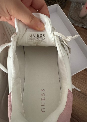 GUESS Beyaz Pudra Bağcıklı Sneakers - Görsel 4