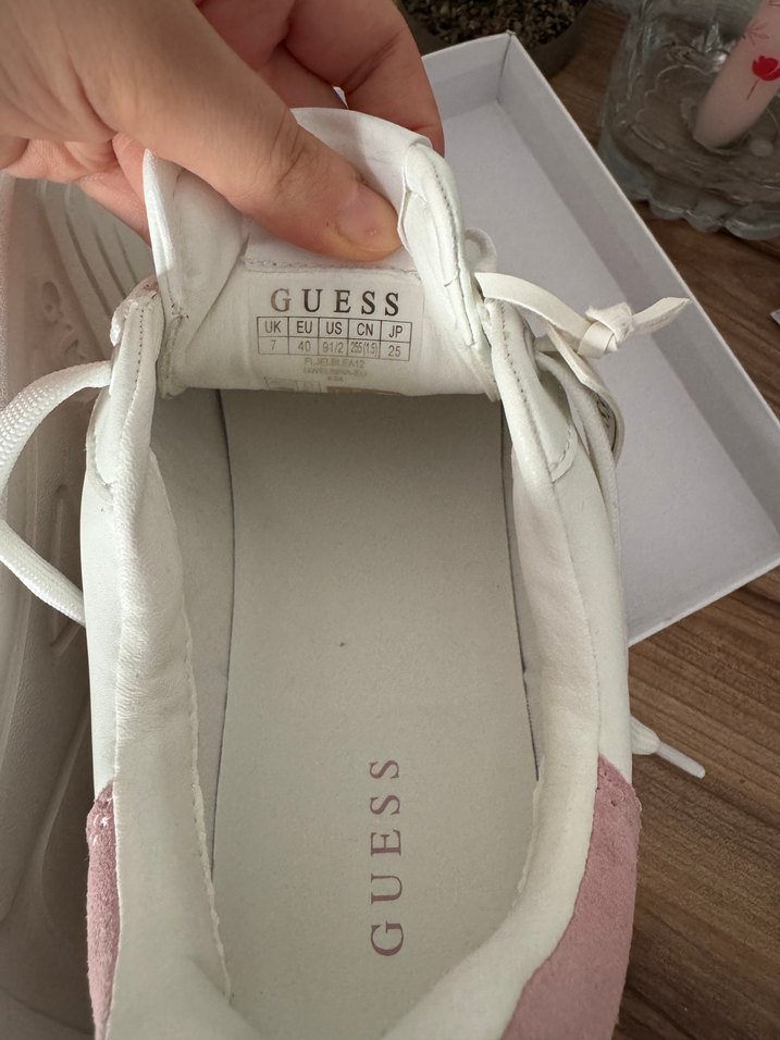 GUESS Beyaz Pudra Bağcıklı Sneakers - Görsel 4