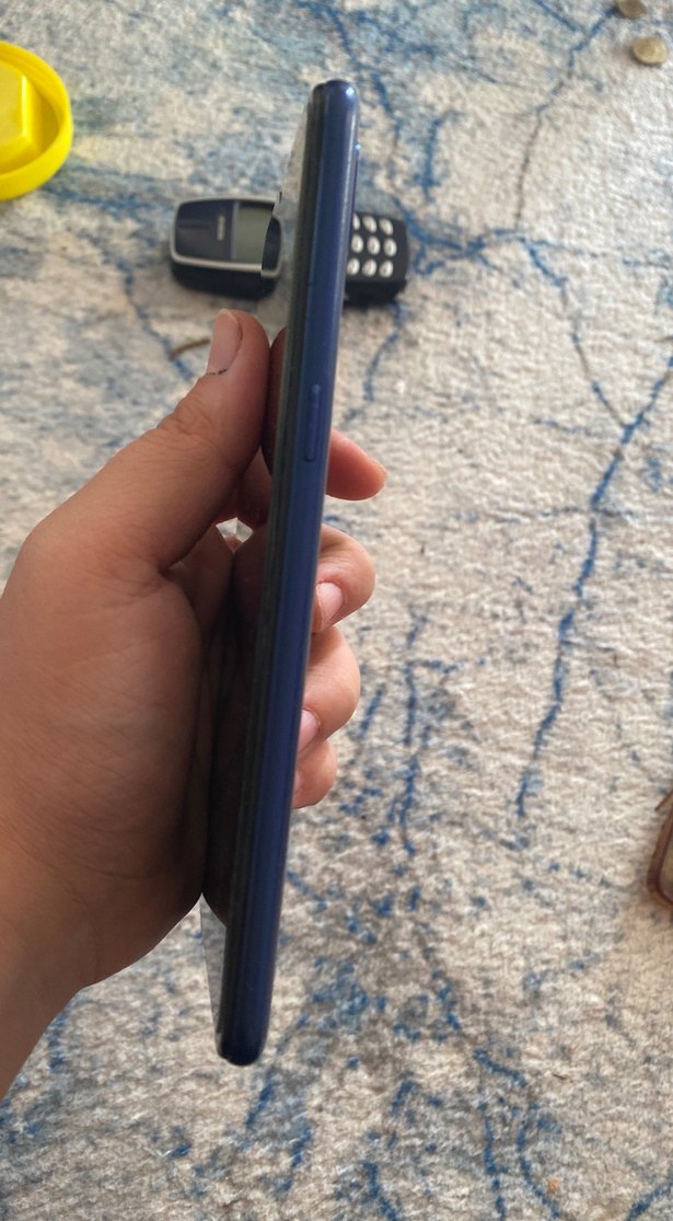 Siyah Android Akıllı Telefon - Görsel 2