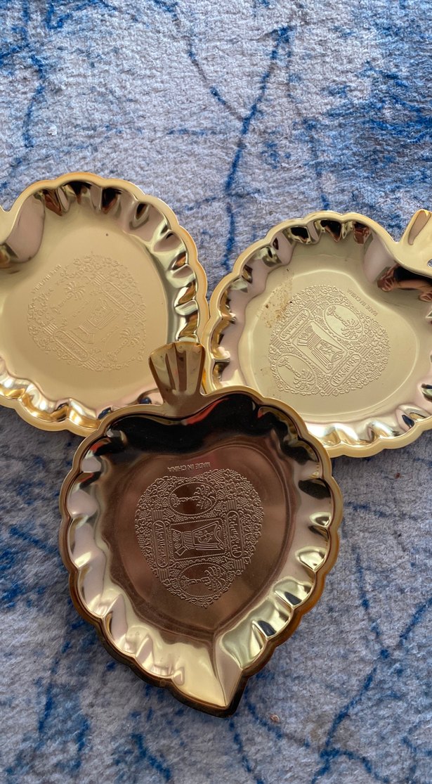 Altın Renkli Yaprak Şeklinde Tabak - Görsel 2