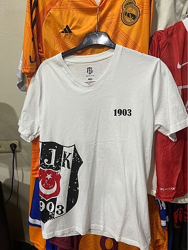 Beşiktaş taraftar forması