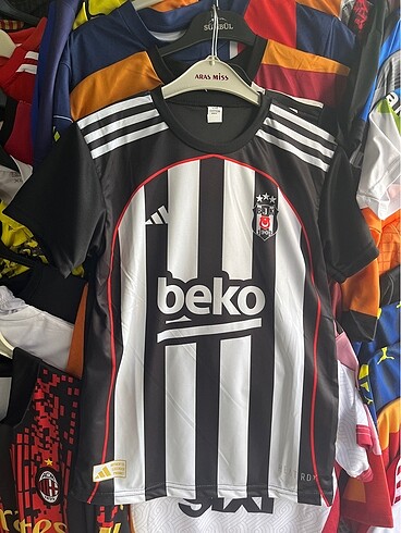 Beşiktaş taraftar forması