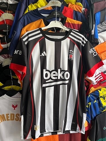Beşiktaş taraftar forması