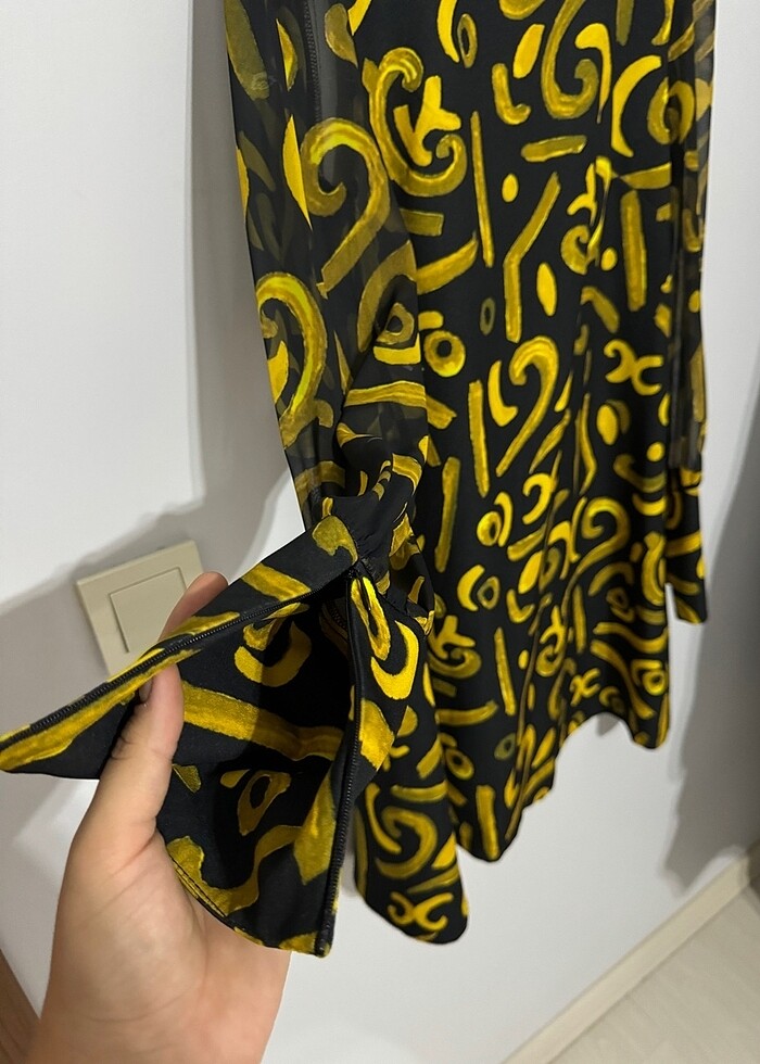 Kısa şık elbise - Görsel 4