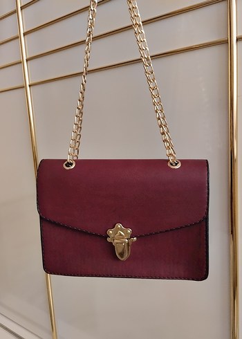 Zara Bordo Zincir Detaylı Deri Çanta
