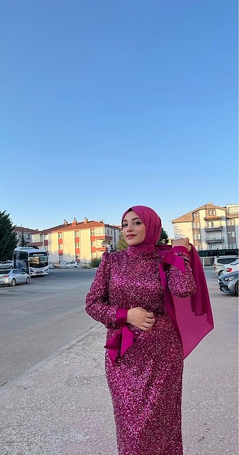 Fuşya payet abiye