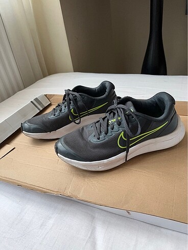 Nike Nike star runner 3 sneakers