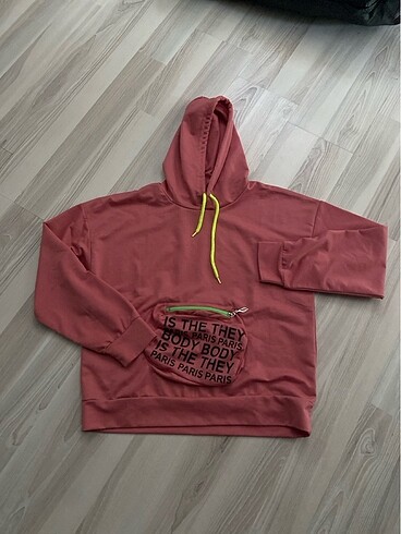 Kapüşonlu sweatshirt