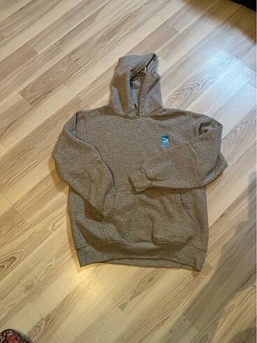 Kapüşonlu sweatshirt