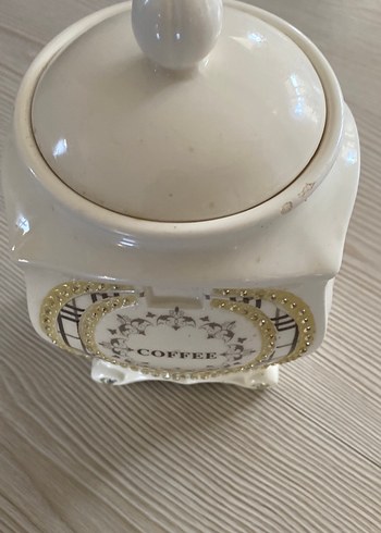 Diğer Beyaz Seramik Kahve kabı.Vakumlu kapak