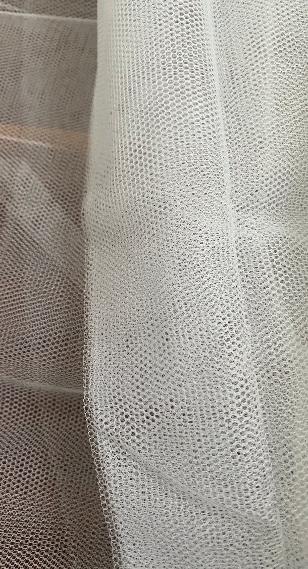 Beyaz parça tül - Görsel 2