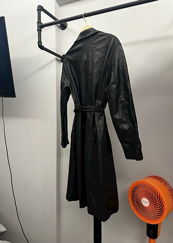 Kadın Siyah Deri Kemerli Uzun ceket - Görsel 3