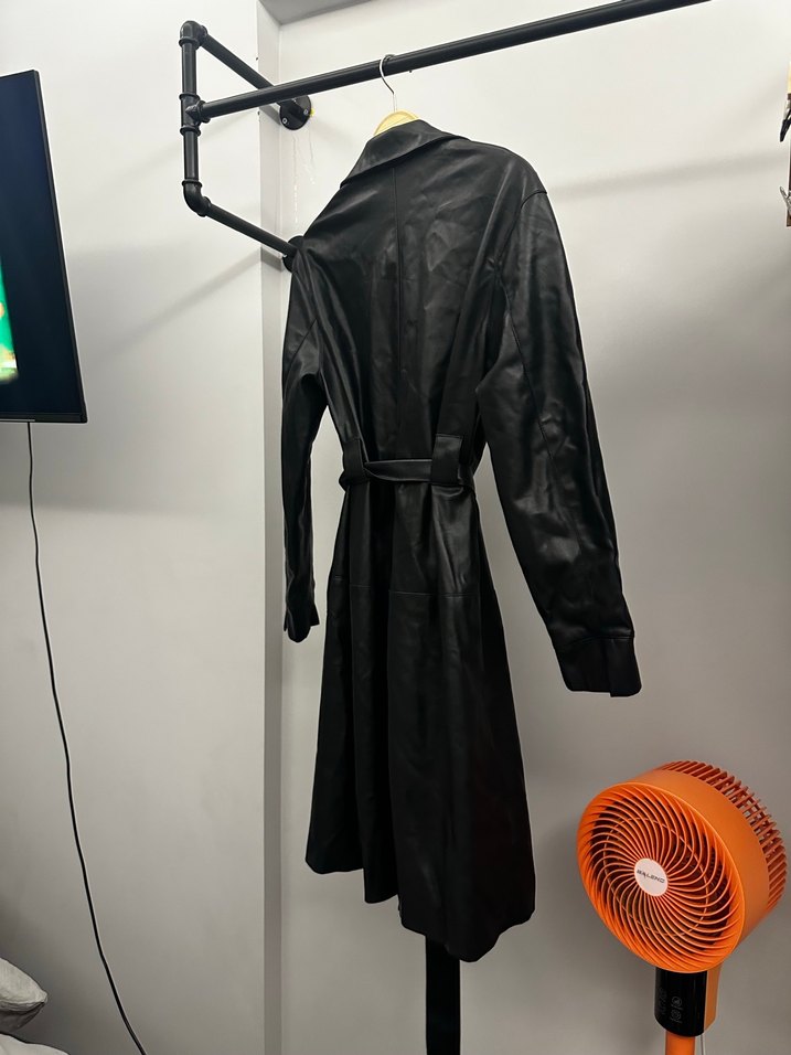 Kadın Siyah Deri Kemerli Uzun ceket - Görsel 3