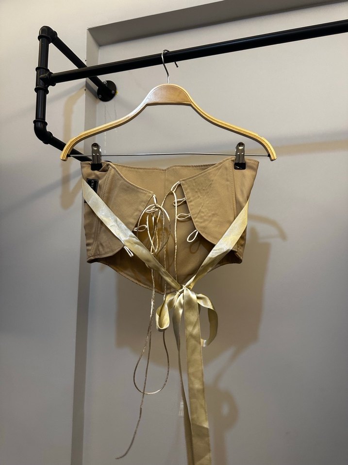 Bej Straplez Kemerli Midi Büstiyer - Görsel 3