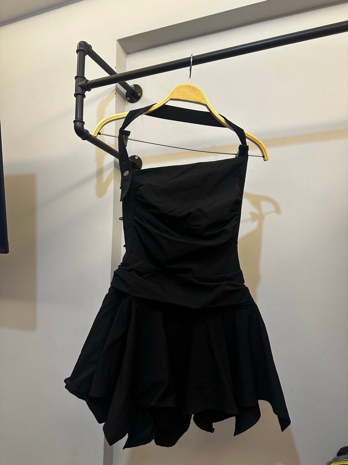 Sırt dekolteli mini elbise - Görsel 2